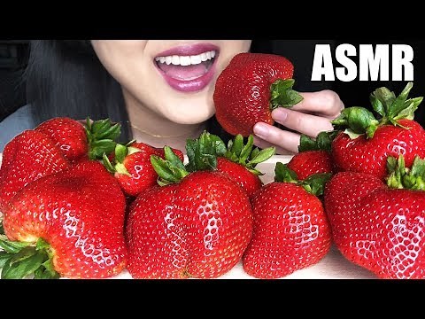 GIANT STRAWBERRIES ASMR FRUIT PLATTER | Juicy Eating Sounds | ASMR Phan