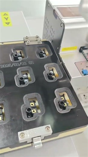 Desktop Screw Fastening Machine M2–M6 with Auto Screw Feeding System for Electronics Manufacturing.