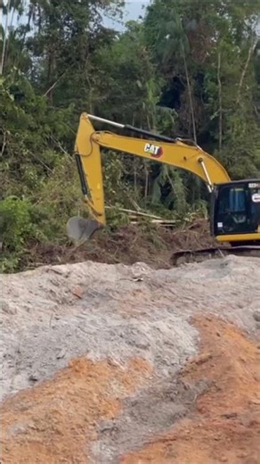 From Digging to Trenching: The Versatility of Excavators