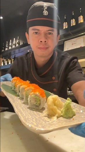How to wrap sushi rolls with crab sticks, avocado, and cucumber🥢