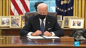 🇺🇸 Joe #Biden is making good in one of his campaign promises by overturning a controversial Trump-era ban on transgender people serving in the #US military 🪖 | FRANCE 24 English