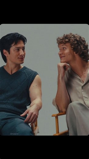 What better way to end Valentine’s Day then witnessing a true loving [best] friendship? With so much craziness happening in the world, it’s nice to take a moment & bask in the love today. I hope you all had a Happy Valentine’s Day & felt a little extra love because you deserve it! Hug your partner, kids, friends, neighbor, & anyone else you care for. Spread love, not hate! Let’s make this world a better place. ❤️ #hudsonwilliams #connorstorrie #heatedrivalry #friendship #Crave 🎙️Connor Storrie 