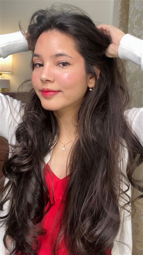 SONAL YADAV on Instagram: "Happy Valentine’s day maa lobes🩷😘 @narsissist light reflecting foundation (Punjab Medium 1) @kaybykatrina contour Stick (Coco Focus) @kajabeauty Dewy Bar cheek & lip multi balm (Strawberry Sorbet) @narsissist radiant creamy concealer (Custard Medium 1) @kaybykatrina translucent powder (White) @benefitindia goof proof brow pencil #3 @aritaum_official mono eyes eyeshadow M24 @fentybeauty diamond bomb (how many carats) @wakemake_official pen eyeliner (01 Black) @heimish