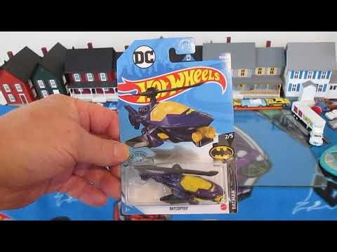 Batman's Batcopter - Hot Wheels Toy Diecast Unboxing Review - DC Comics Superhero - Purple & Yellow