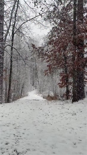 New Auburn Wisconsin this afternoon… video from Jenna Yates | James Spann