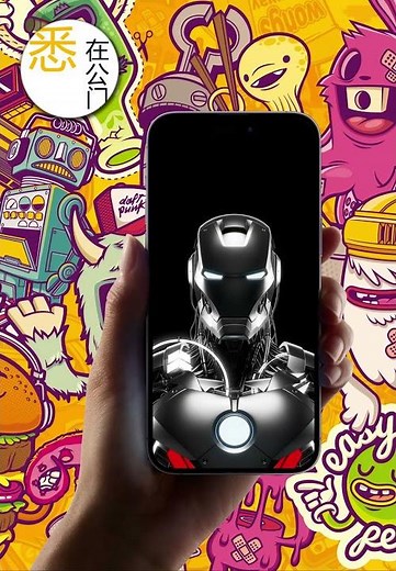 Wake up your screen! Dark Chrome Iron Man Live Wallpaper