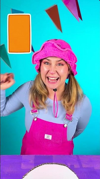🔴 Let's learn shapes with the mystery box 🟥 Fun food and shapes challenge #forkids