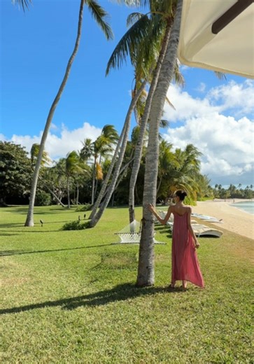 Blessed to be at the Bahamas for my first modeling job of 2026 ✨ shooting AND wearing Natalie Martin collection! Dm me for dress link 🤍 and Use Candice15 for 15% off - #bahamas #vacationoutfits #vacationdress #lamodel