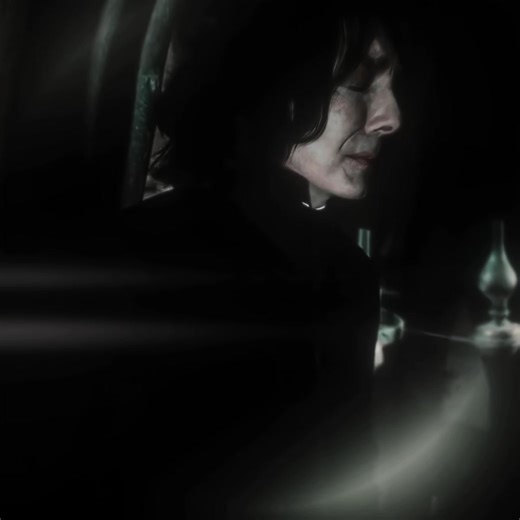 I love the moment where he cries so hard😭 @𝓐𝓷𝓪𝓼𝓽𝓪𝓼𝓲𝓪 @il_A.R @𝐍𝐚𝐧𝐚 ﾒ𝟶 @♡⃝Steishaᚐ҉ᚐ(Snape's wife) #alanrickman #xqzedt #severussnape #recommendations