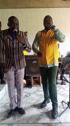 Vidéos de Zongo Paul (@zongo.paul31) avec son original - Zongo Paul