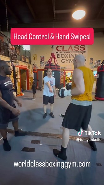 Mastering Head Control and Hand Swipes in Boxing