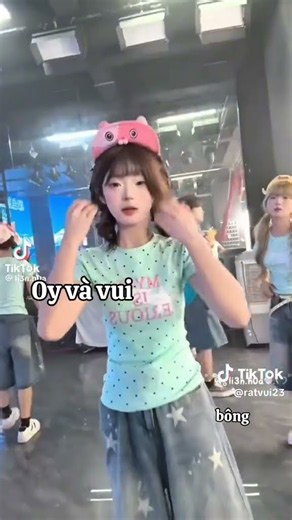 Những cp bn thân vs vui …| cre: Cs trên vd a #xh