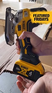 Domenic from @minspiredliving demonstrated just how smooth and clean the 20V MAX* XR® Cordless Barrel Grip Jig Saw cuts. Video by @minspiredliving #DEWALT #DEWALTTough #Woodworking #JobsiteEssential #FeaturedFriday *Maximum initial battery voltage (measured without a workload) is 20 volts. Nominal voltage is 18. -- Domenic de @minspiredliving a démontré à quel point la scie sauteuse sans fil à poignée basse 20 V MAX* XR® offre des coupes propres et fluides. Vidéo de @minspiredliving #DEWALT #rob