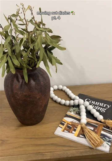 if you watched this whole thing ily! 🫶🏻☺️ #movingout #apartment #vlog #moving #cozydecor