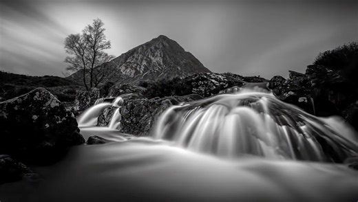 How Do You Make Unique Photos at Popular Locations?