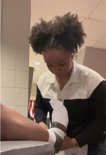 Athlete: my ankle is sore but I’m good. *athletes ankle = size of grapefruit* 😂 #athletictrainer #ankletape #sportsmed #basketball #travel