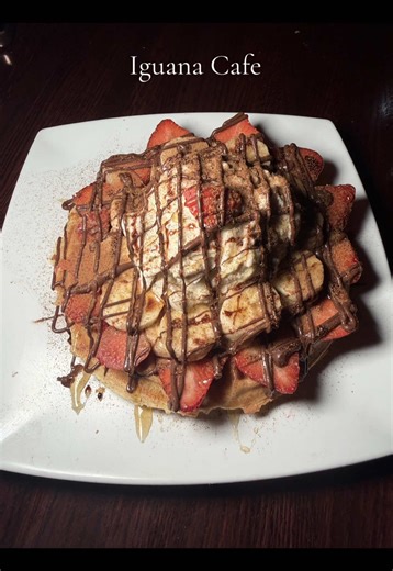 A true hidden gem 💎 #europeancafe #westloop #vegetarian #waffles #datenight @Taste Agent