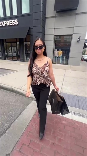 Our best shopping hack? Express Insider rewards. And now’s the perfect time to join (for FREE), because Insider Appreciation Month starts now with major exclusive offers you don’t want to miss. | Express