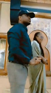 30K views · 941 reactions | #perroquet de l'ouest à la nuit de la culture wê à Casablanca | Tv wê | Facebook