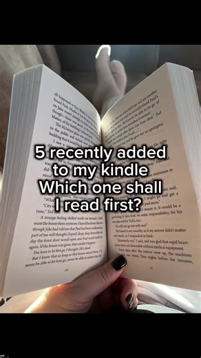 Please help me choose!! #kindle #kindleunlimited #booktok #reading #readersoftiktok