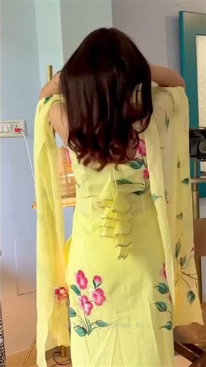 Top 5 Kurtis Necklines Trending in 2025💖