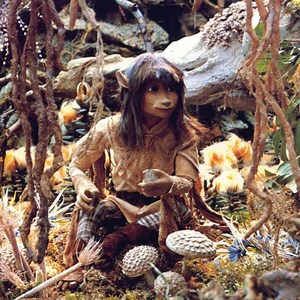 628K views · 1.4K reactions | Everything you need to know about Dark Crystal, the Jim Henson puppet film that was deemed too dark for children. | Interesting Knowledge | Facebook