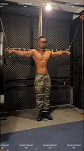 肌肉硬漢戰士刑訊拷問十字刑訊肌肉、陽具都是雄性的證明硬漢也只有接受考驗才能得到價值繃緊全身的肌肉、挺起勃起的陽具向對方展示最雄風的自己告訴對方，有本事就虐死自己誰才是真正的爺們#Muscletool #slave #pain #torture #torment #bdsm #edging