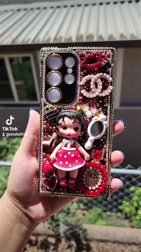 betty boop phone case made by me.. the reason why my live access was taken away 🤦‍♀️💔😭 #fyp #customizedphonecase #fundadecorada #fundadecelular #bettyboop #blingedphonecase #supportsmallbusiness #latinaownedbusiness