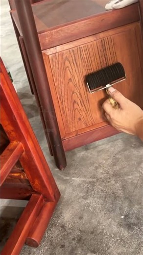 Wood‑grain roller brush, create realistic wood texture on furniture quickly