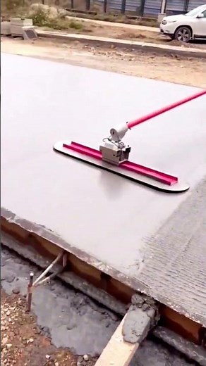 この長い道具、コンクリート仕上げの秘密！