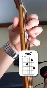 🎸 Si de verdad quieres aprender guitarra, deja de perder tiempo practicando sin resultados. Lo que necesitas es un método probado, claro y paso a paso, que te lleve desde cero hasta tocar con seguridad. ✔ Lecciones simples y directas ✔ Ejercicios exactos (sin relleno) ✔ Progreso visible desde las primeras clases ✔ Ideal incluso si nunca tocaste una guitarra Miles fallan porque no tienen un sistema. Tú puedes hacerlo diferente. Haz clic ahora y empieza hoy tu transformación musical. 🔥 👇 https: