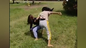 Video 2 Siswi SMP di Konawe Terlibat Adu Jotos Viral di Media Sosial