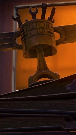 🏆 Lightning McQueen findet Docs Piston Cup #shorts #cars #disneyjuniordeutschland