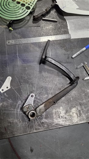 Playing amateur engineer again. Using geometry, basic math and arts and crafts to adapt a stock 50 Mercury clutch pedal to give the proper throw and keep the pushrod pushing straight into the hydraulic clutch master cylinder to ensure many trouble free miles on Harvey's Nailhead powered and Tremec shifted Merc. There was a bit of trial and error involved in proving the concept, but it was MUCH better to do that in posterboard as opposed to steel. Cardboard Aided Design as my buddy @djohnsonpacc 