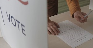 Video by Edmond Dantès on Pexels