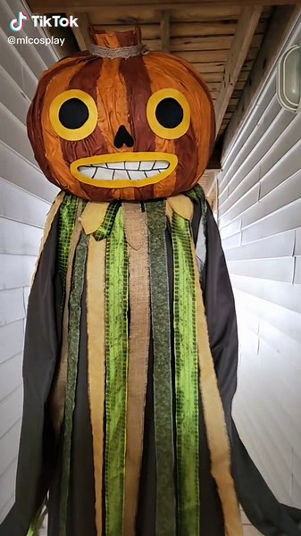 Over the Garden Wall Pumpkin Cosplay Ideas for Halloween
