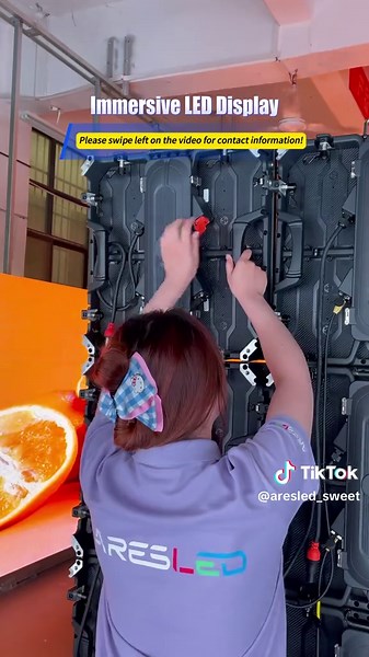 An LED rental screen that can be easily assembled by a single girl#leddisplayscreen #leddisplay #ledscreenfactory #indoorleddisplay #videowallsystem #leddisplayfactory #outdoorleddisplay #XR