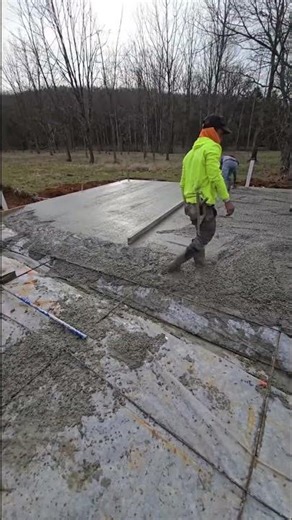 2 bed, 2.5 bath custom barndominium coming to life in Spencer, TN #tennesseebuilder #concrete