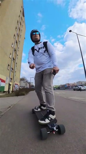 esk8 in Warsaw City Parsec Aero Pro X nice board!🤘🔥 #esk8 #skateboarding #longboard #skate #rider