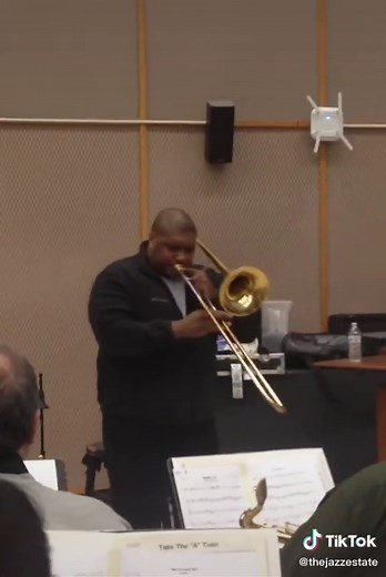 Wycliffe Gordon's Jazz Performance with Bluegrass Ambassadors