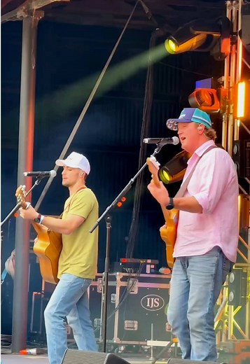 Ultimate Weekend Drinking Songs to Enjoy