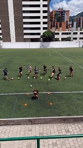 test de control con mis amigos 😎⚽ con cual de tus amigos te gustaria hacerlo? | Daniela Henao Salgado