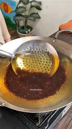 The Smart Way to Reuse Cooking Oil 😱