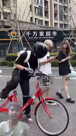 bridal Ek ladki ke piche ja raha tha vah cycle se tabhi use propose karne ke liye ja raha tha