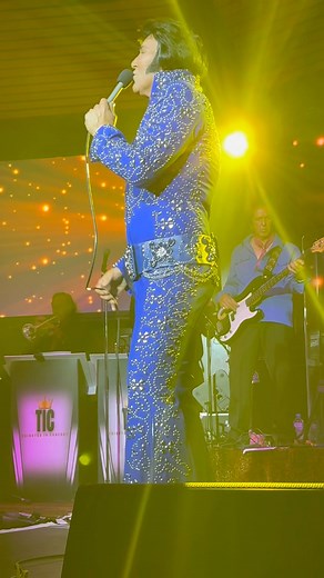 Gordon Hendricks - The King's Voice Tributes In Concert Band Geelong Elvis Festival 2025 Arkaba Hotel “Always on My Mind You were always on my mind (you were always on my mind) You were always on my mind Beautiful song sung beautifully ❤️⚡️ #gordonhendricksthekingsvoice #elvisfestival #tributeinconcertband #domarpaproductions #australia #geelong #TCB #alwaysonmymind | Debbie Bassett