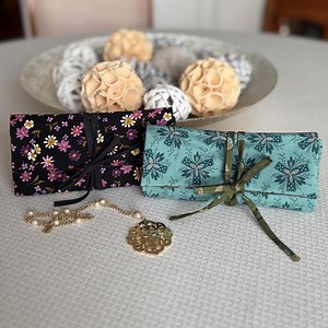 Handmade Cotton Travel Jewelry Roll: Floral Jewelry Case - Etsy
