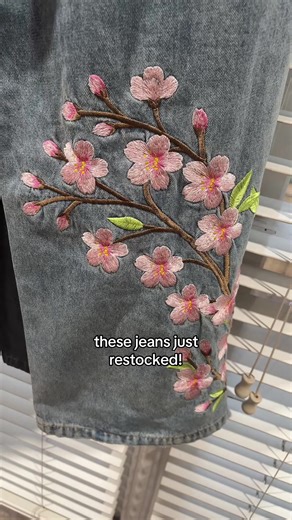 Baggy Jeans Restock: Elevate Your OOTD