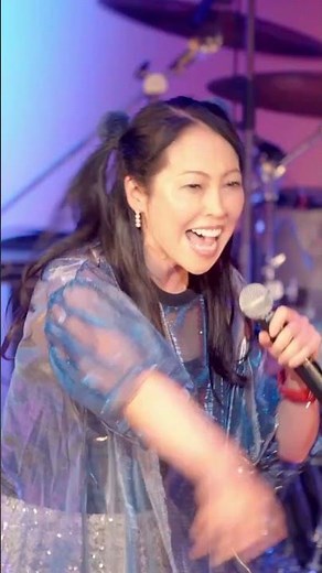 【秘蔵映像】まさかの歌詞間違え!? 本気でマツケンサンバ歌ったら会場が大爆笑に包まれた瞬間www #shorts #キムシノサンバ #松平健 #木村至信BAND