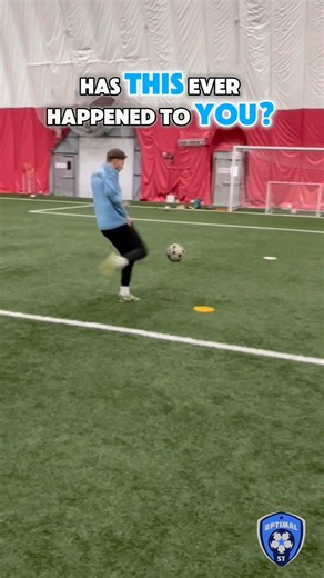 How to strike a VOLLEY 🎯⚽️ #soccer #football #viral #fyp #volley #shorts