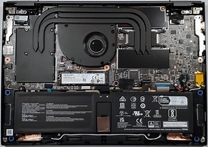 How to open MSI Summit E14 Flip Evo (A13M) – disassembly and upgrade options